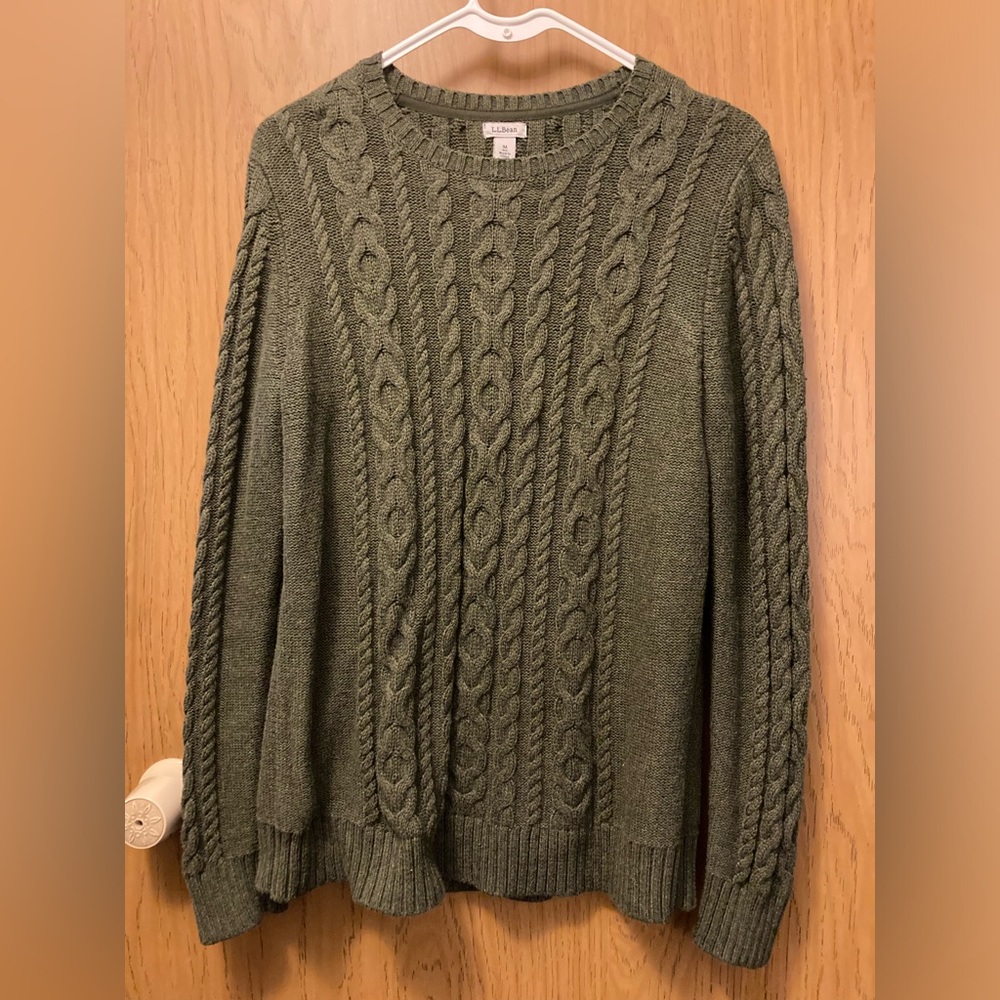 L.L. Bean Women’s Cable Knit Green Sweater Size Medium 298839